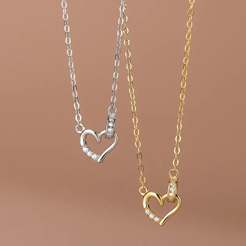 Dainty Circle Heart Pendant