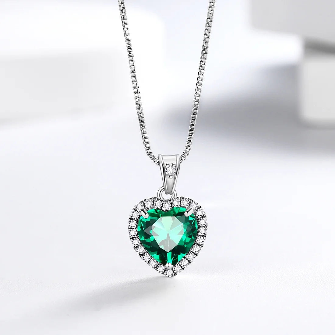 May Birthstone Necklace Women Green Heart Emerald CZ 925 Sterling Silver Pendant Jewelry Mother'S Day Gift