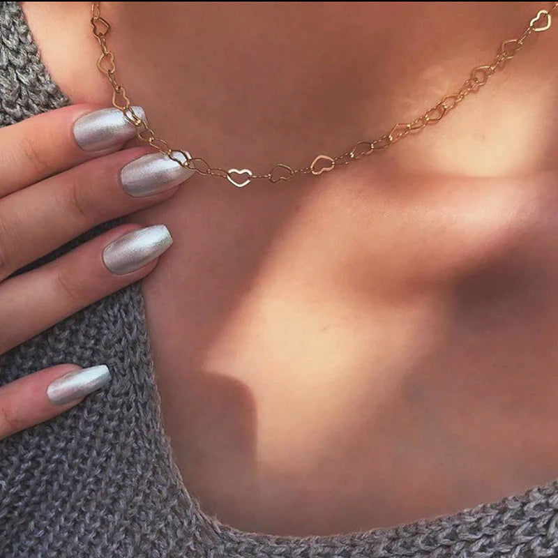Dainty Hollow Heart Choker in Gold-Plated