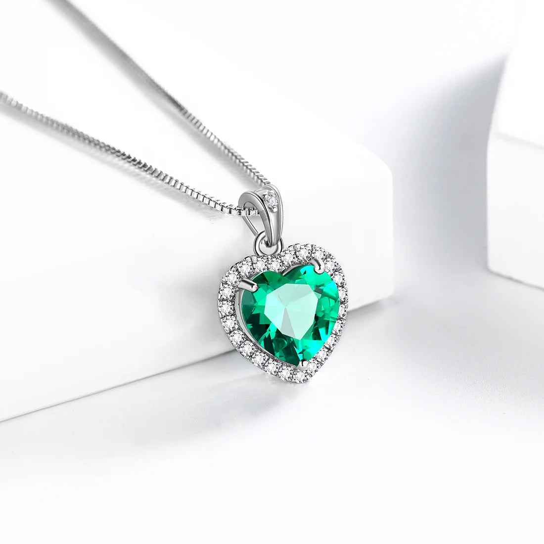 May Birthstone Necklace Women Green Heart Emerald CZ 925 Sterling Silver Pendant Jewelry Mother'S Day Gift